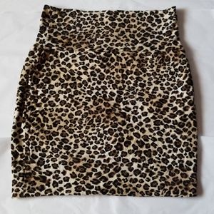 Women's stretchy mini skirt